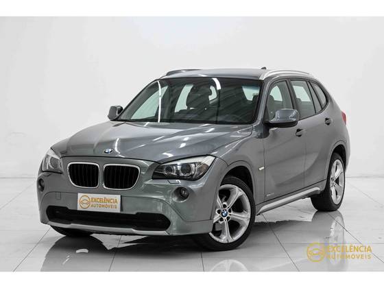 BMW X1 2.0 16V TURBO GASOLINA SDRIVE20I 4P AUTOMÁTICO BMW X1 2.0 16V TURBO GASOLINA SDRIVE20I 4P AUTOMÁTICO